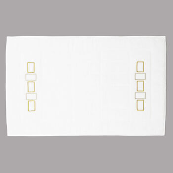 Bold Bicolor Embroidery Tappeto