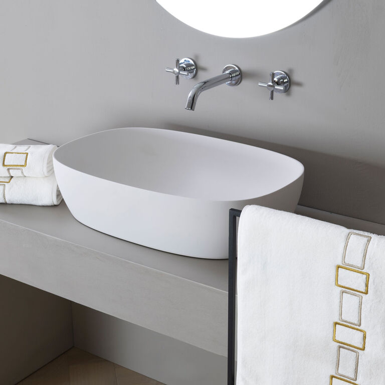 slide 2 Bold Bicolor Embroidery Asciugamano