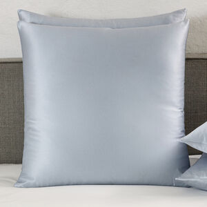 slide 2 Luxury Silk Cuscino Decorativo