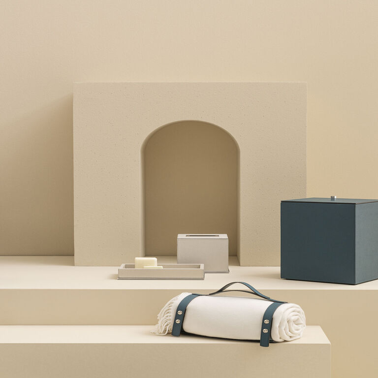 slide 2 Otello Porta plaid