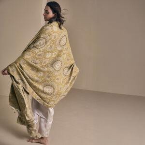 slide 4 Luxury Gipsy Plaid