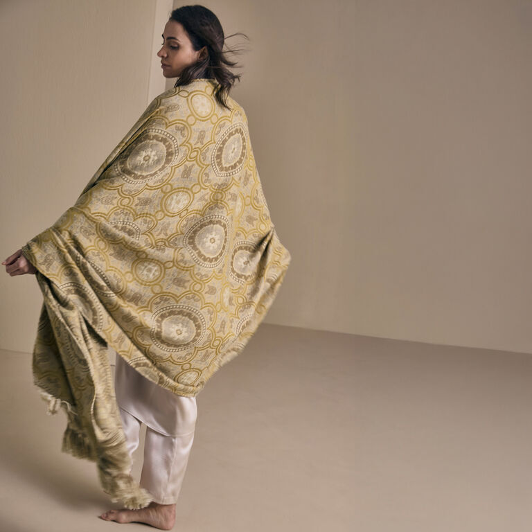 slide 4 Luxury Gipsy Plaid