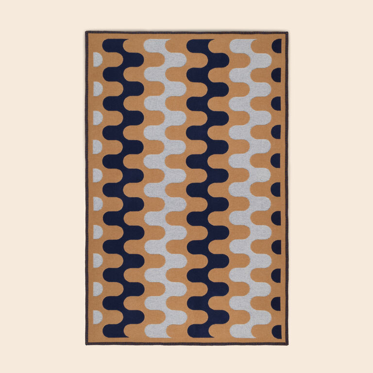slide 2 Modernism Throw