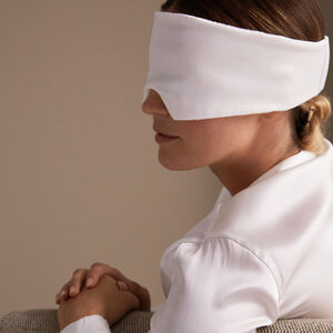 slide 1 Sanctuary Silk Mascherina