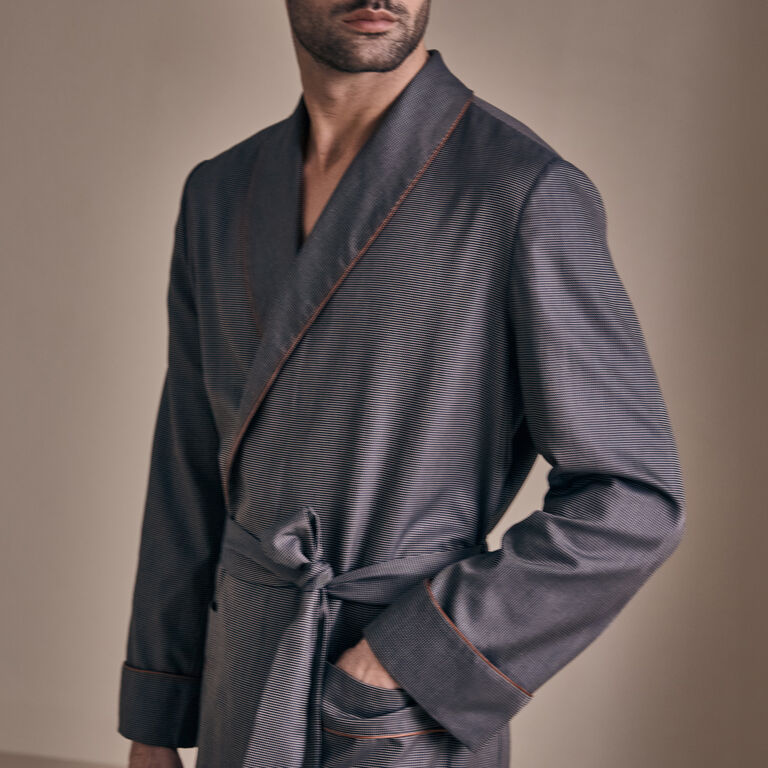 slide 4 Majestic Vestaglia