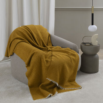 Cashmere Boucl&eacute; Plaid