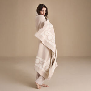 slide 4 Chains Throw