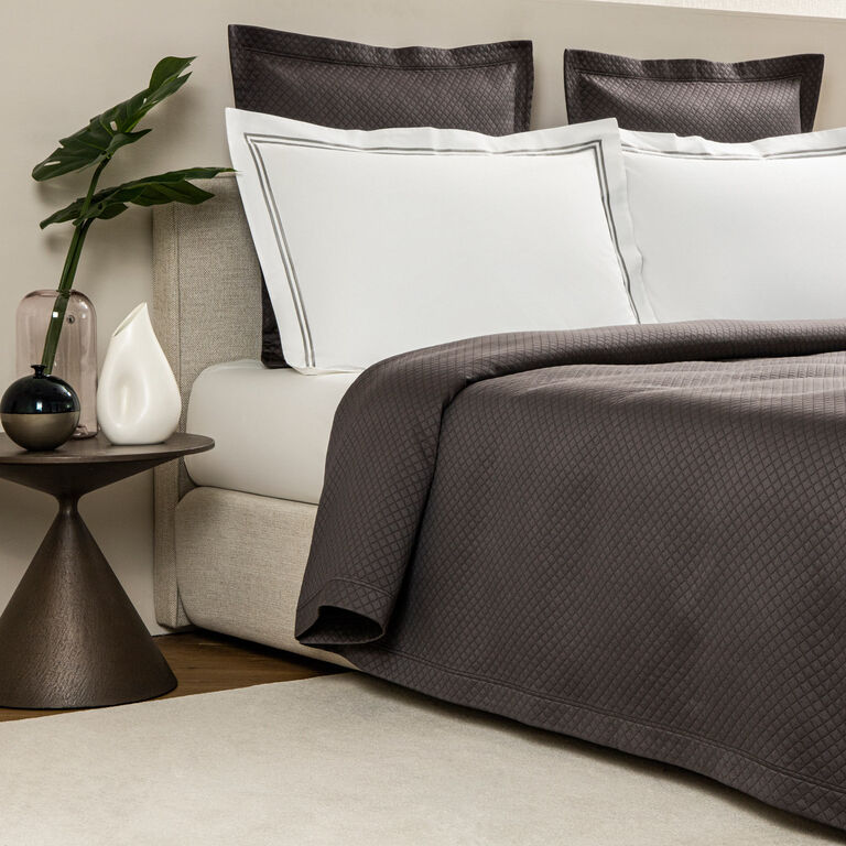 slide 2 Hotel Melody Bedspread