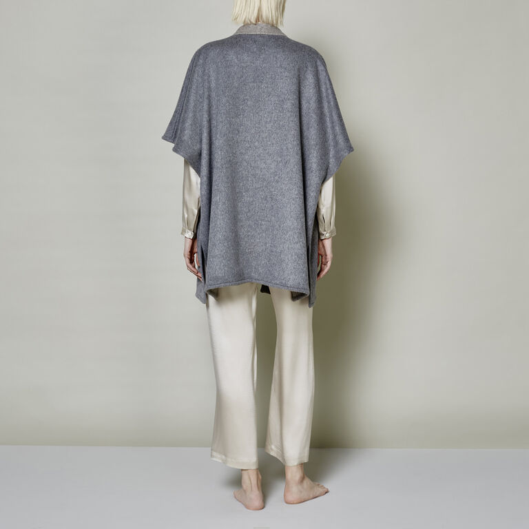 slide 4 Palace Mantella