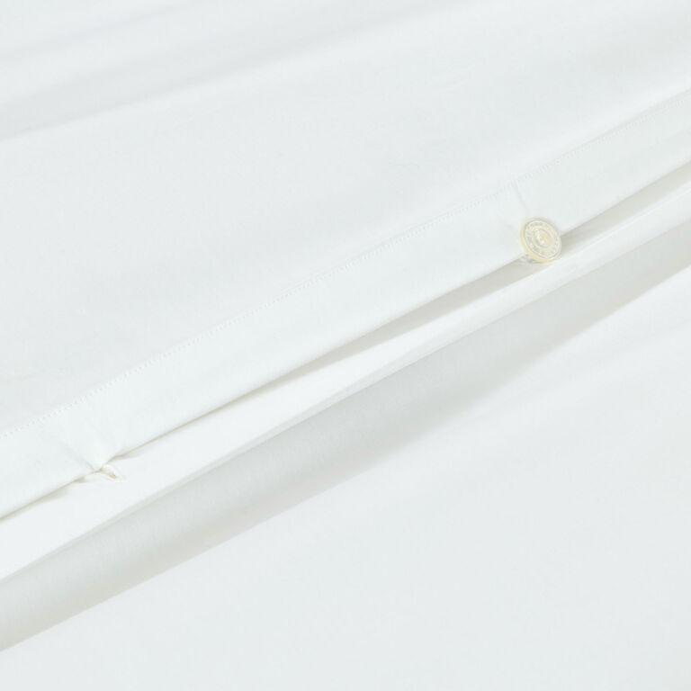 slide 3 Bold Bicolor Embroidery Duvet Cover Set