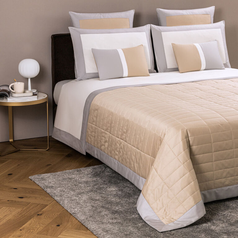 slide 4 Rectangular Light Quilt