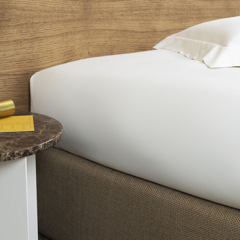 slide 2 Leisure Sateen Bottom Flat Sheet