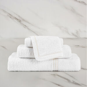 slide 1 Triplo Bourdon Wash Cloth