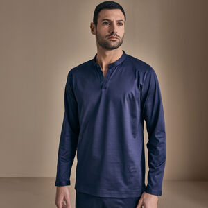 slide 4 Tactful Pigiama